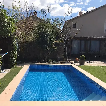 Charming Boutique Country House: La Casa Vieja Kır Evi Sotosalbos