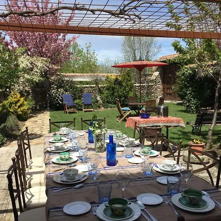 Charming Boutique Country House: La Casa Vieja * Sotosalbos