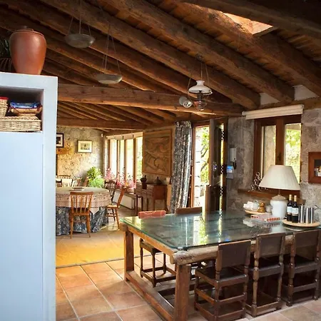 Charming Boutique Country House Villa Cristina Sotosalbos *