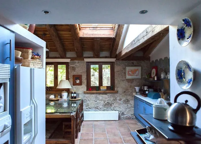 Charming Boutique Cristina Landhuis Sotosalbos